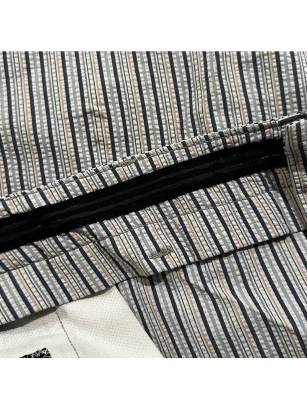 Tommy Bahama Men's 42 x 13 Nylon Striped Shorts Chino Beach Golf Casual Dad - Picture 4 of 6